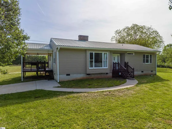 219 Queen Anne Ln, Liberty, SC 29657