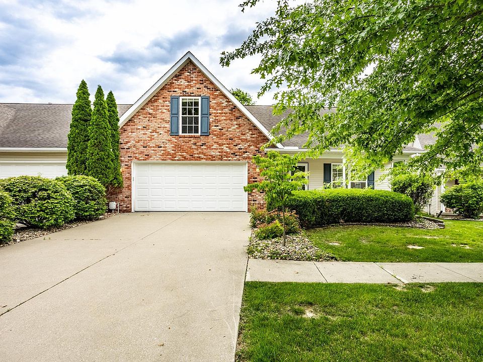 1st image of 1134 W Sugarberry Ct