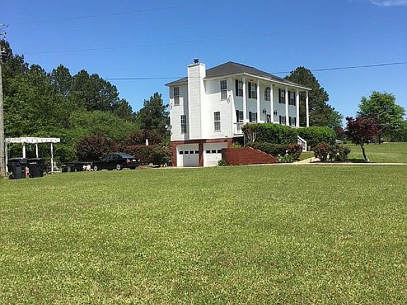 3rd image of 130 Fawn Meadows Ln