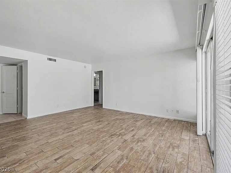 618 Oakmont Ave #2303 — Photo 11