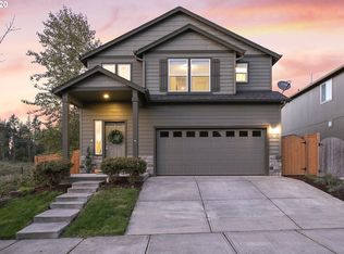 36751 Goldenrain St, Sandy, OR 97055