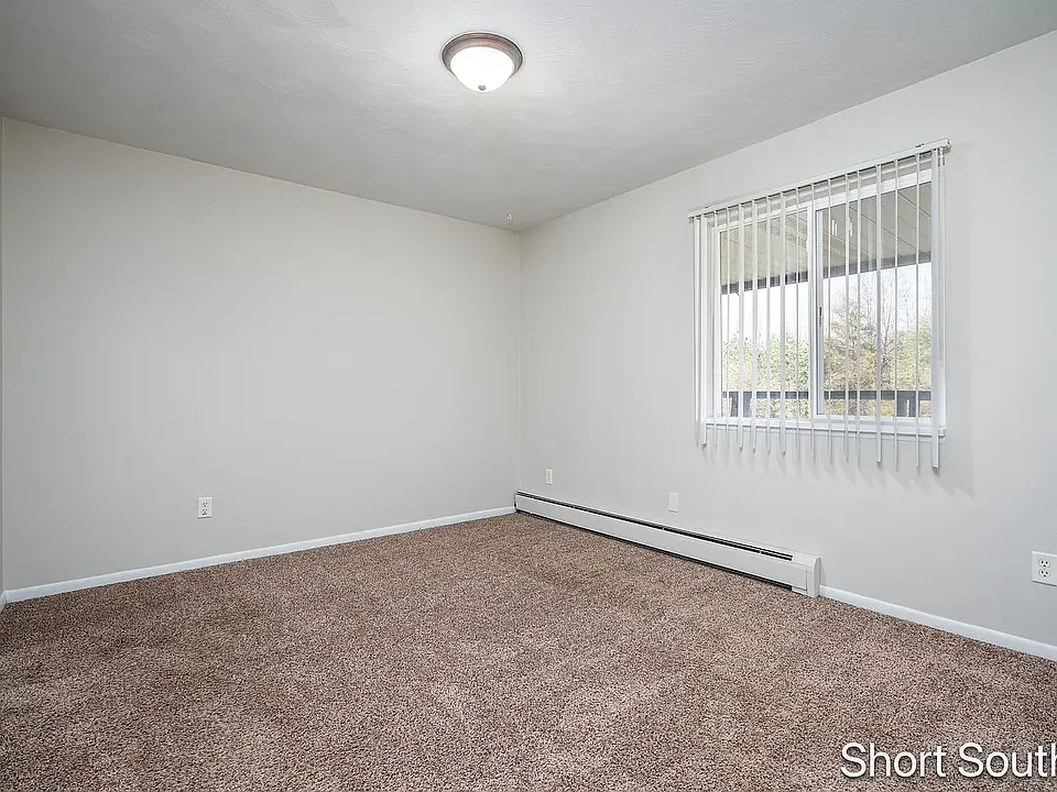 Lakewood Apartments