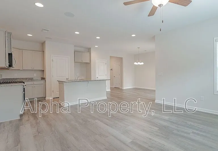 8 Sabine Leaf Ct — Photo 9