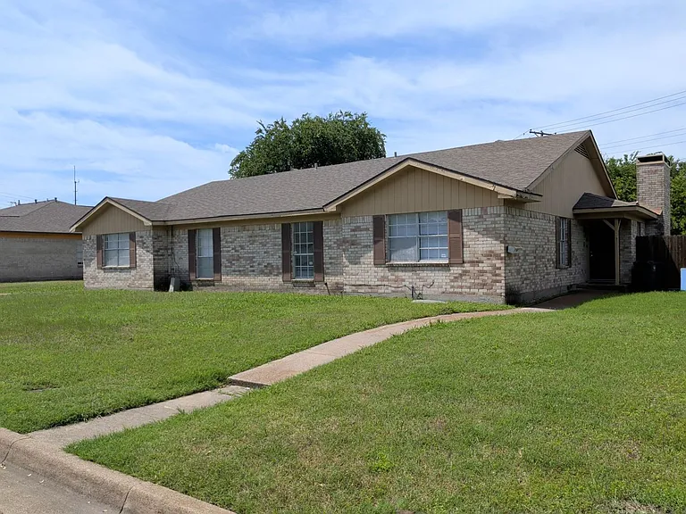 4329 Segura Ct S — Photo 1