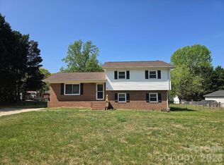 1708 Caro Mar Pl NW, Concord, NC 28027