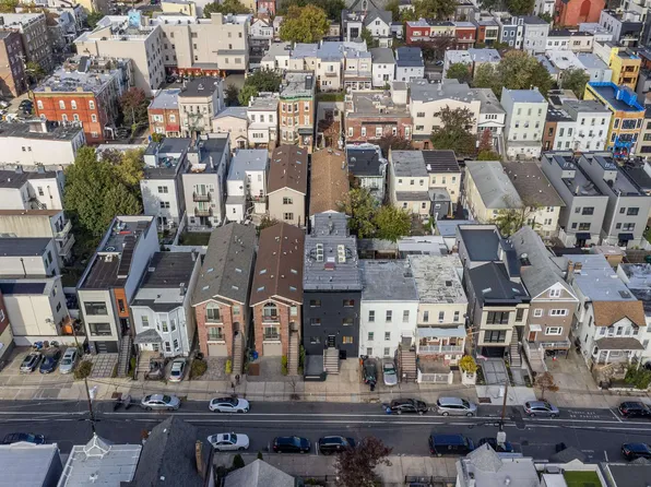 38 Zabriskie Street image 14 of 15