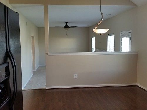 4th image of 4448 Persian Ct