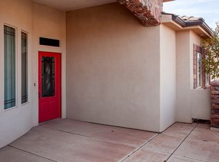 1056 E Silver Falls Dr, Washington, UT 84780