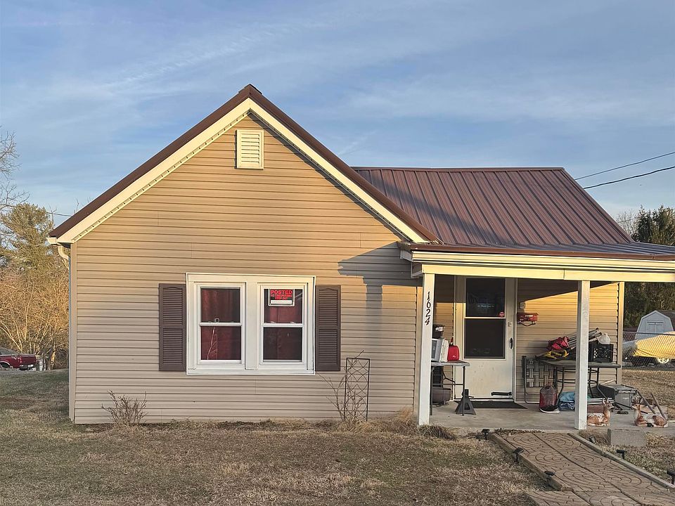 1st image of 1624 Smith Ln