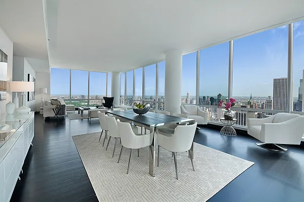 Sold by Corcoran | media 24