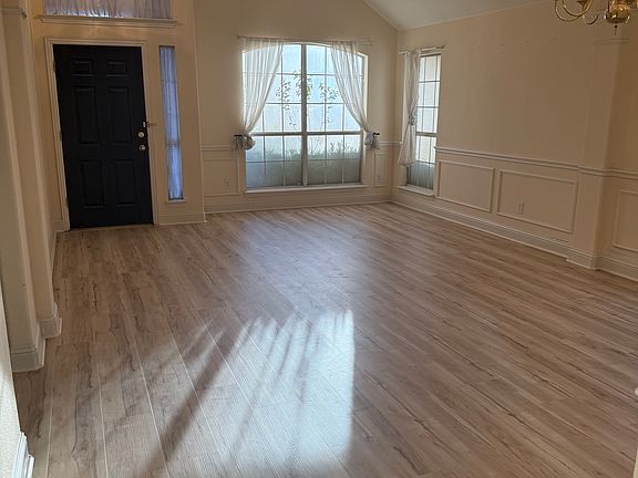 4th image of 3344 Stoneway Dr