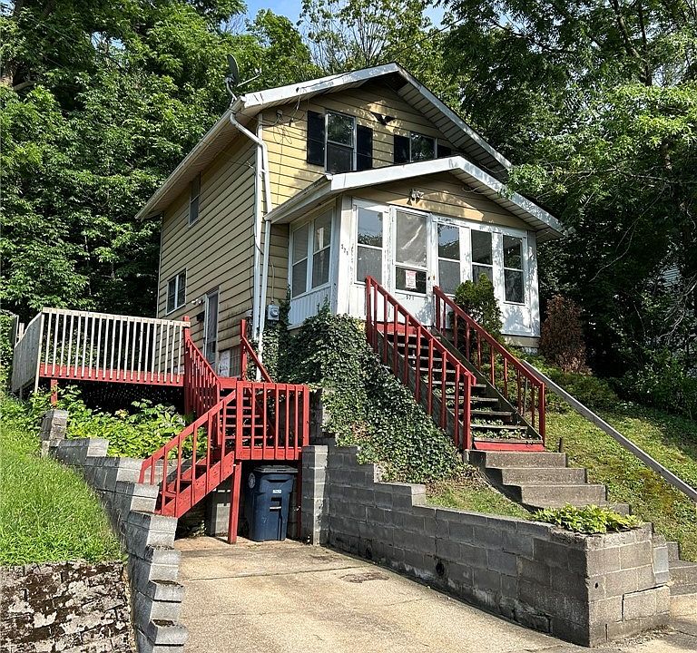 1st image of 571 Bertha Ave