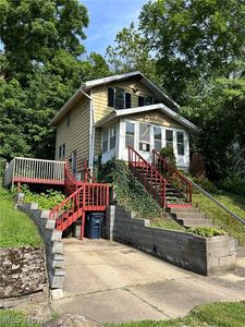 571 Bertha Ave, Akron, OH, 44306