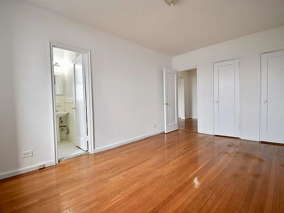 5th image of 200 Haven Ave APT 5K
