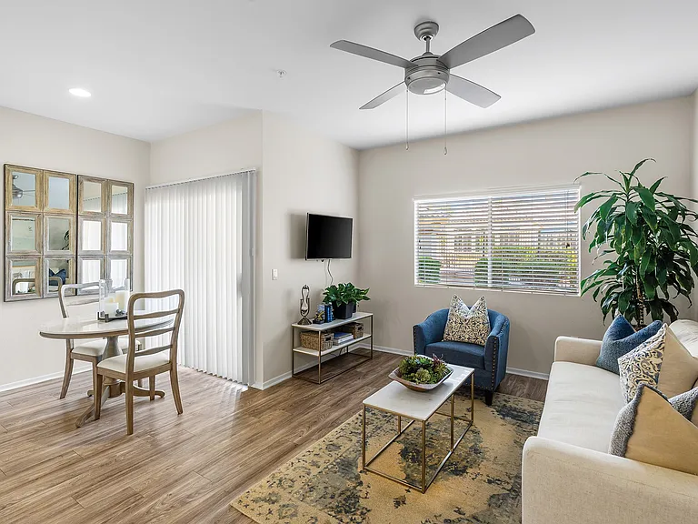 Sonterra Apartments at Paradise Valley — Photo 17