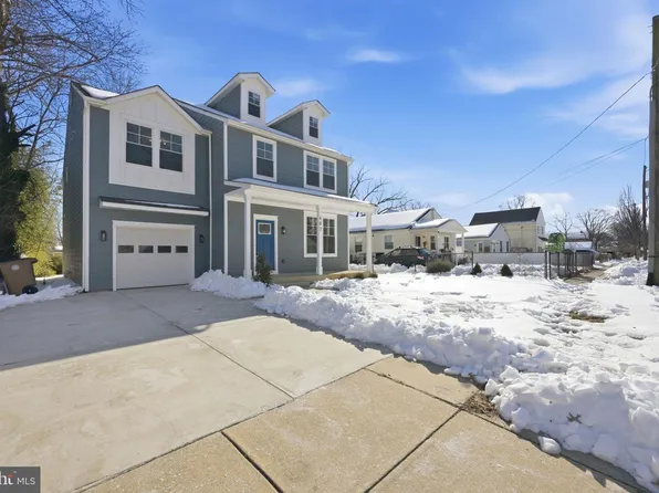 607 Burgundy Dr, Rockville, MD 20850