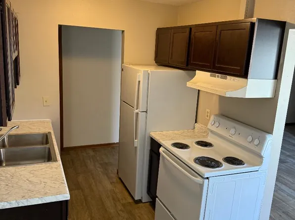 375 83rd Ave NE, Spring Lake Park, MN 55432