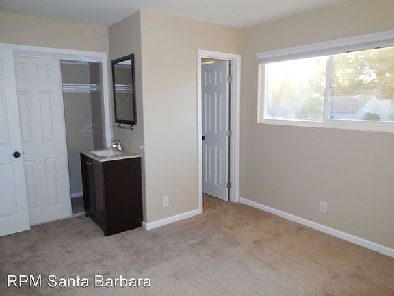 5th image of 622 W Arrellaga St APT D