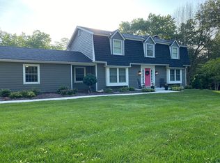 1664 Foxleigh Ct, Saint Louis, MO 63131