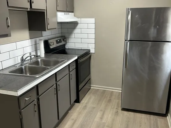 828 Meadowridge Court, 828 Meadow Ridge Ct #A, Winston Salem, NC 27107