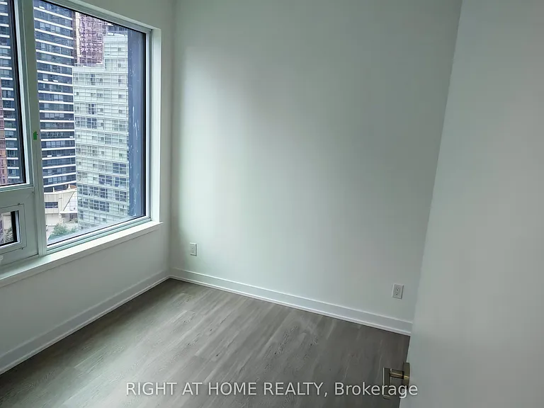 8 Wellesley St W #1216 — Photo 6