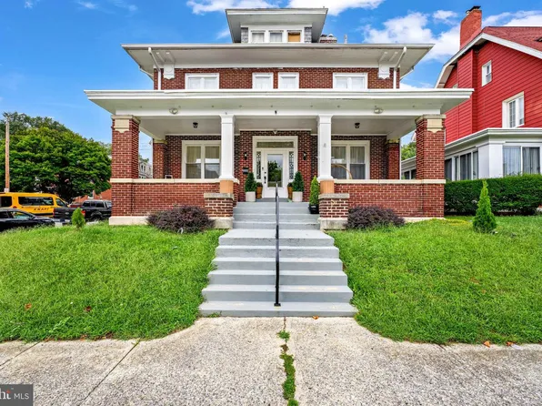 2000 Market St, Harrisburg, PA 17103