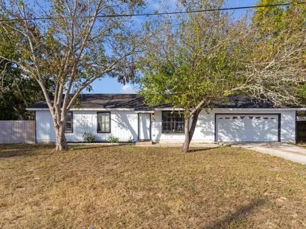 241 Terrance Ln, Mary Esther, FL 32569