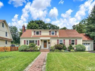 21 E Roselle Ave, Roselle Park, NJ 07204