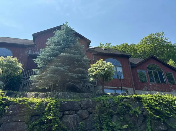 11 Joan Dr, Stanhope, NJ 07874