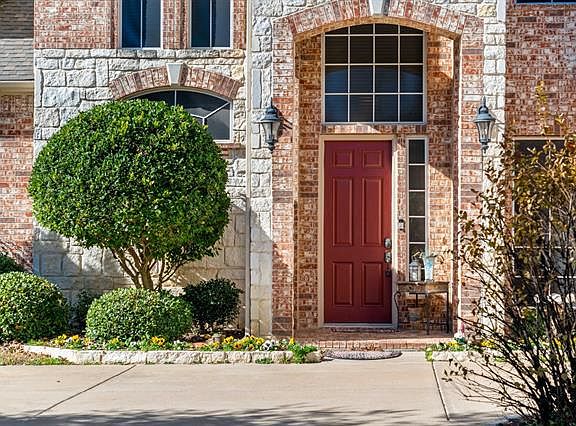 4th image of 8402 Wildrock Ct