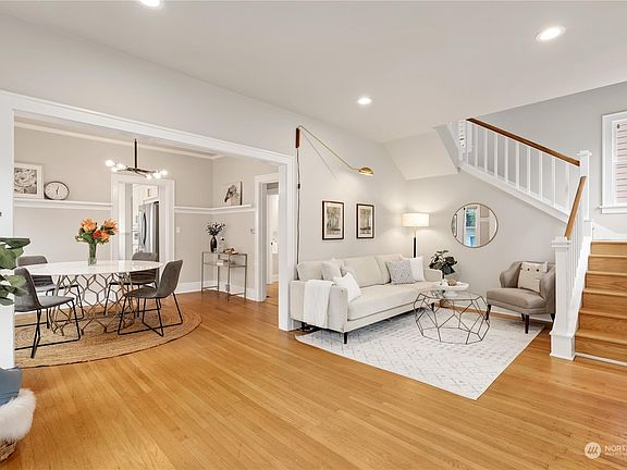 5th image of 6007 28th Avenue NE