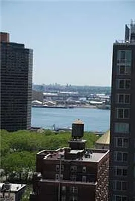 Rented by Buchbinder & Warren | media 12