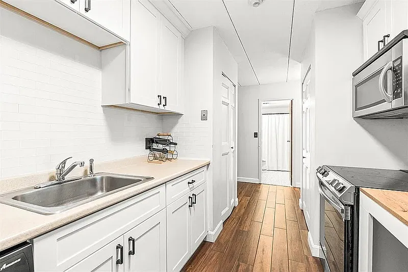 1 bed, 1.0 bath, 673 sqft, $1,610 — Photo 3