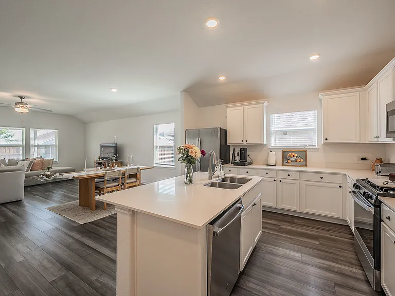14724 Blanco Bistro St — Photo 15