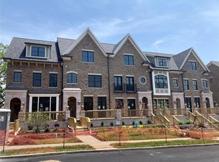 134 Gay Ave, Saint Louis, MO 63105