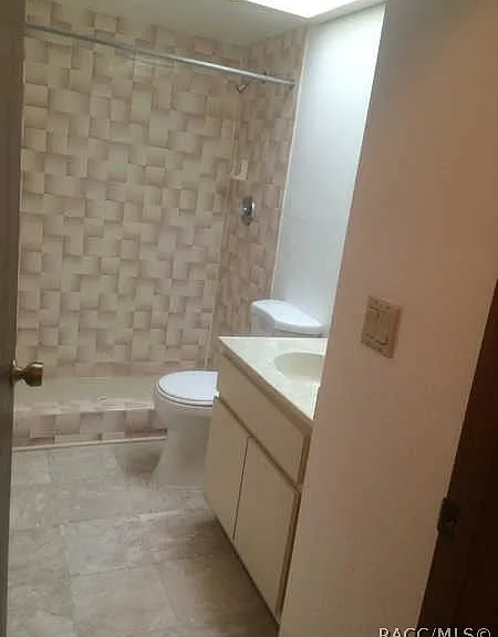 270 E Glassboro Ct — Photo 9
