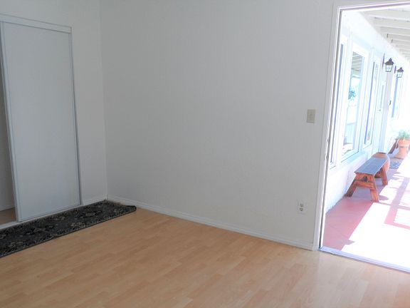 4th image of 115 Corte Maria Ave