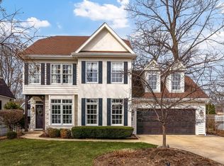 504 Carleton Ave, Glen Ellyn, IL