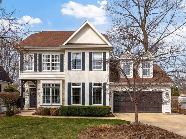 504 Carleton Ave, Glen Ellyn, IL 60137