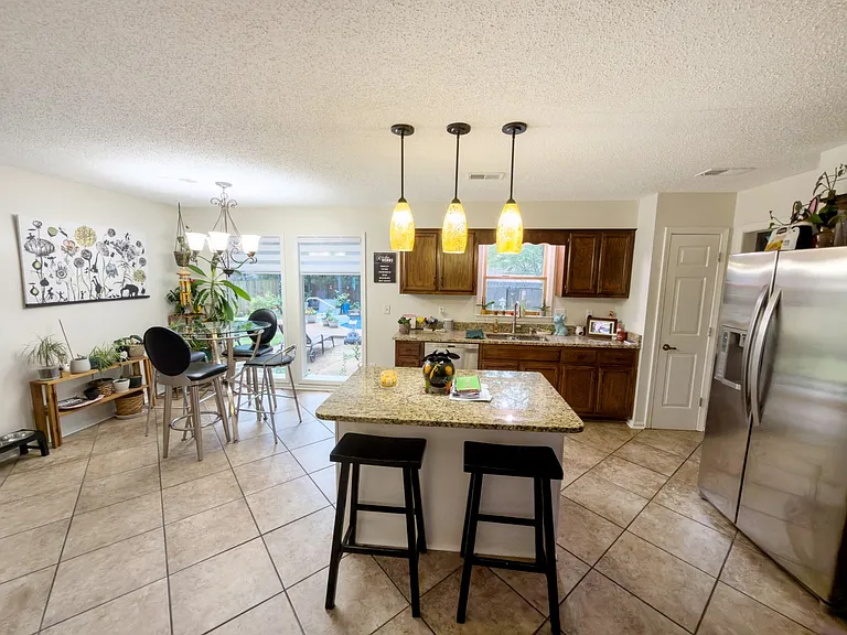 743 Grovewood Dr — Photo 12