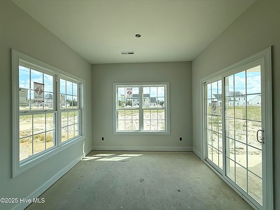 4th image of 2010 Yellowfin Drive