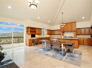 12336 Circula Panorama, Santa Ana, CA 92705