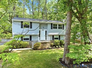 10600 White Rabbit Rd, North Chesterfield, VA 23235