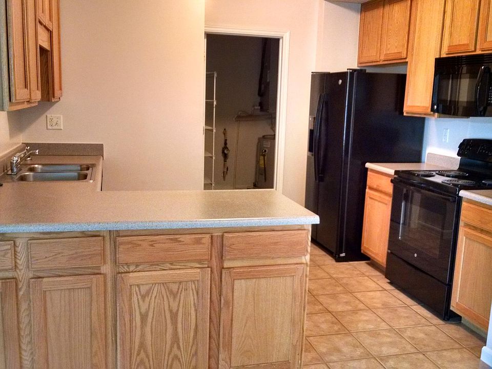 1st image of 5812 W Fountain Cir