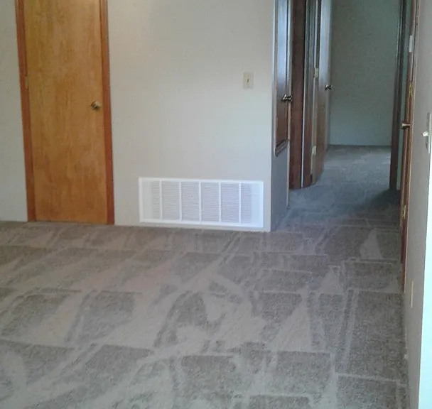 1501 S West End St — Photo 2