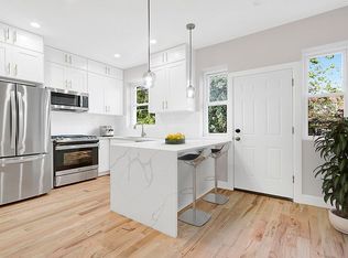 393 E 58th St, Brooklyn, NY 11203