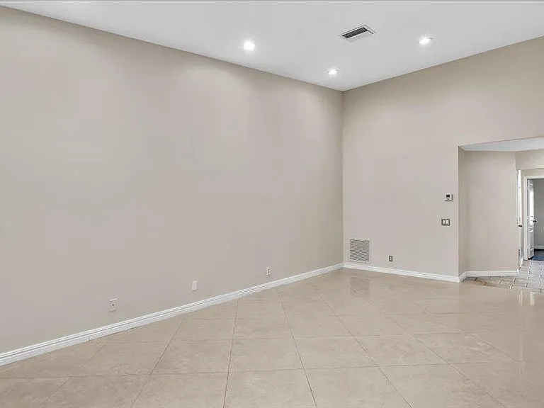 4991 SW 32nd Ave #4991 — Photo 11