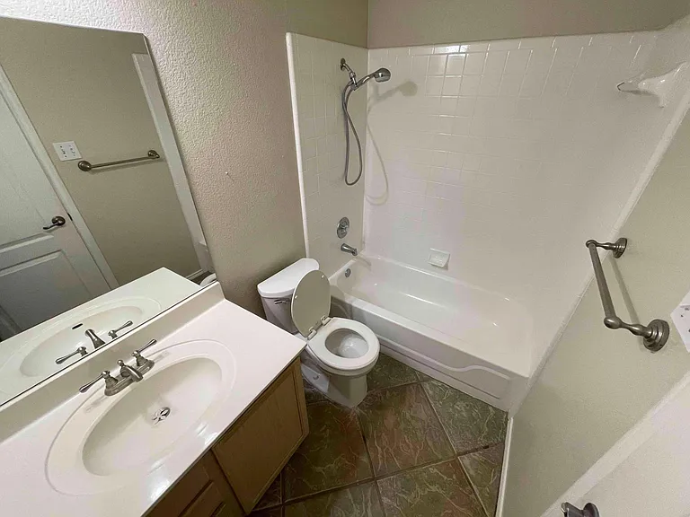 16901 Abyssinian Ln — Photo 31