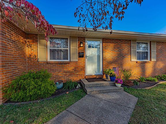 3rd image of 1432 Olympic Ct