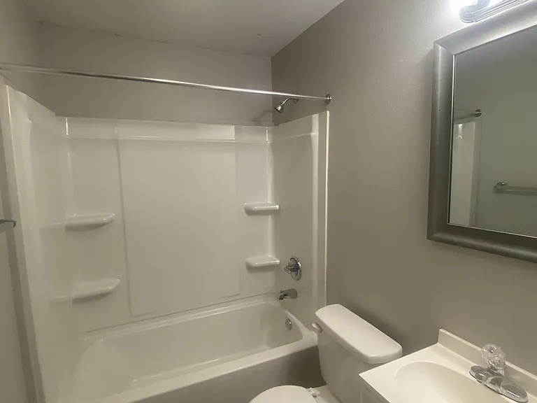 115 N Albert Pike Ave — Photo 6